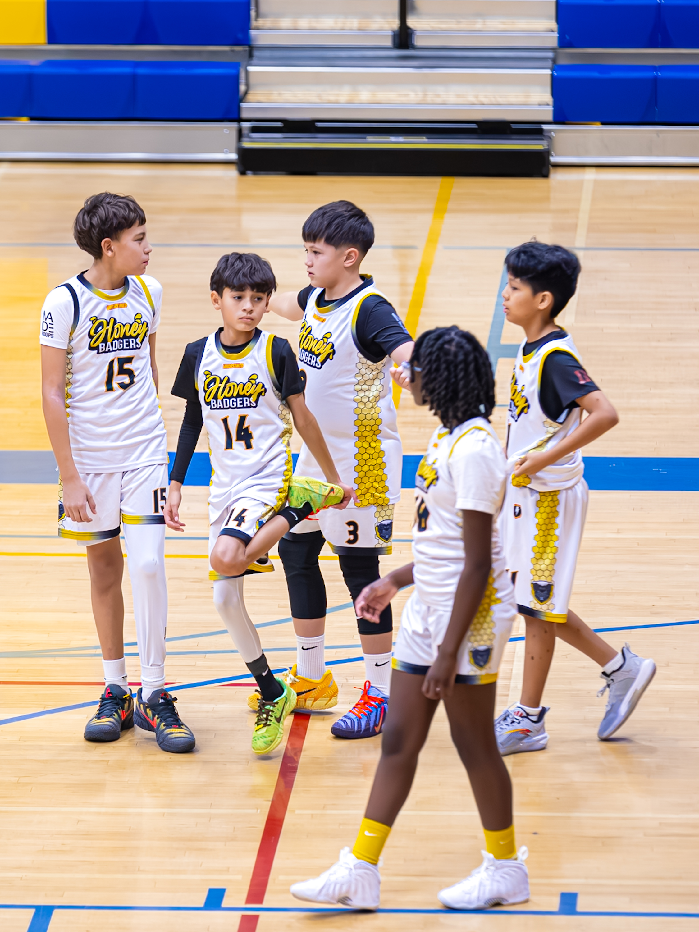 Tucson Honey Badgers players on the court